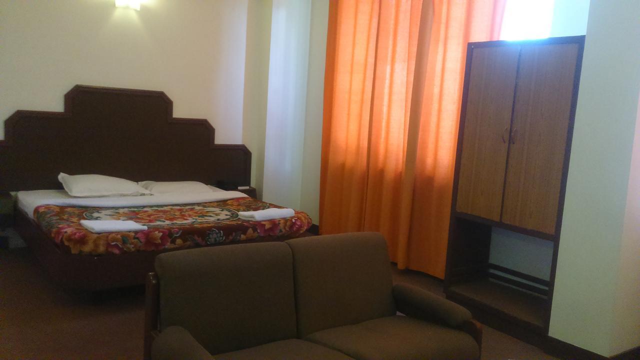 Hotel Blue Hills International Udagamandalam Exterior foto