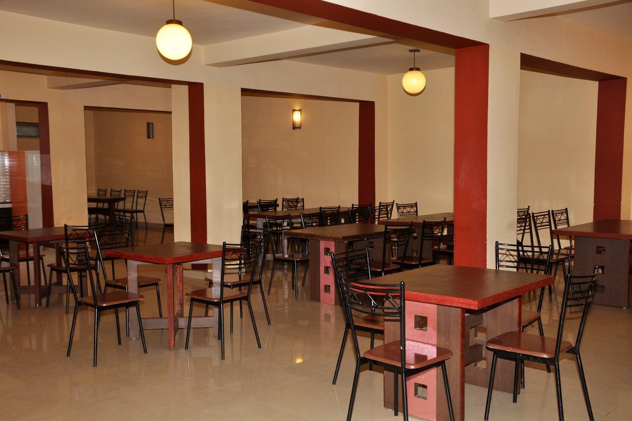 Hotel Blue Hills International Udagamandalam Exterior foto