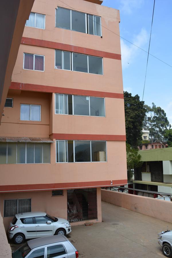 Hotel Blue Hills International Udagamandalam Exterior foto