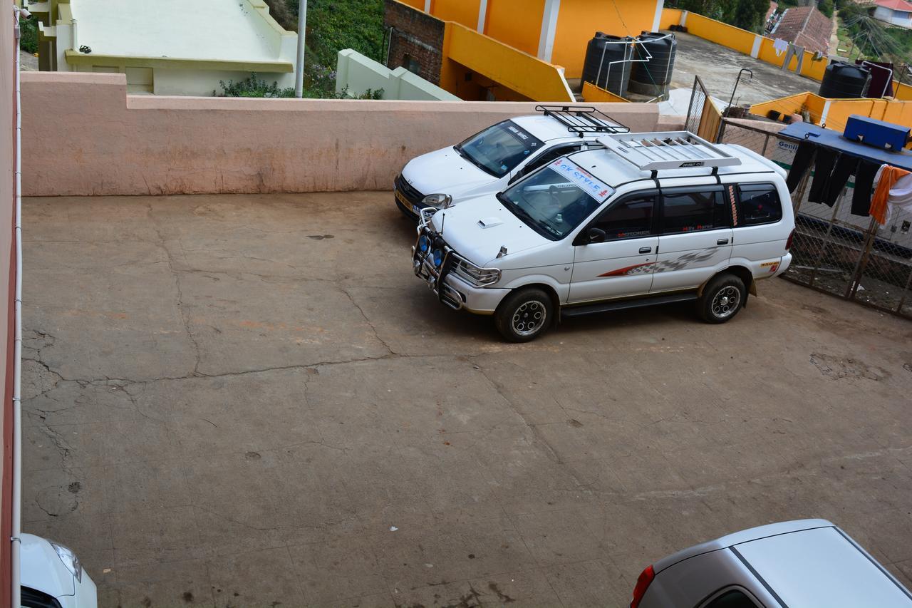 Hotel Blue Hills International Udagamandalam Exterior foto