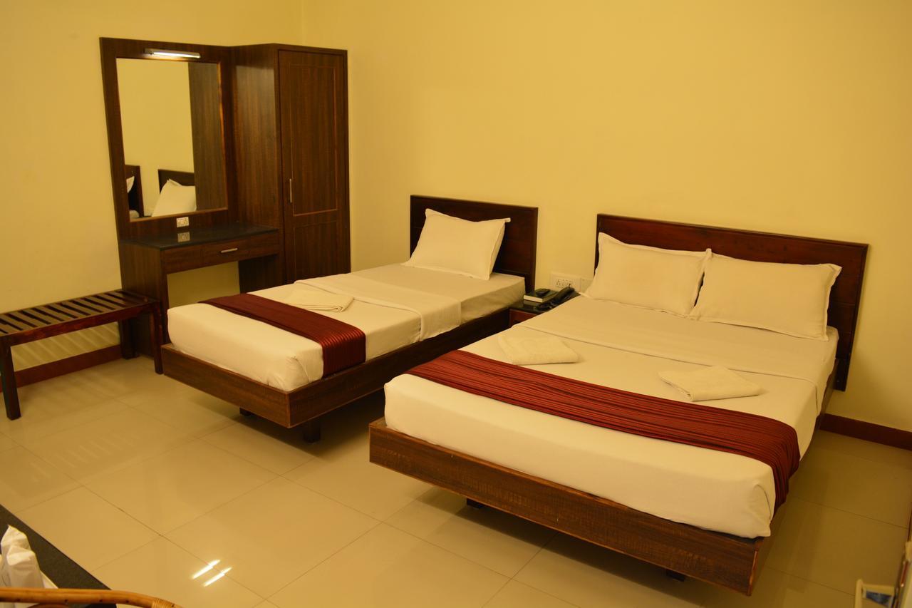Hotel Blue Hills International Udagamandalam Exterior foto