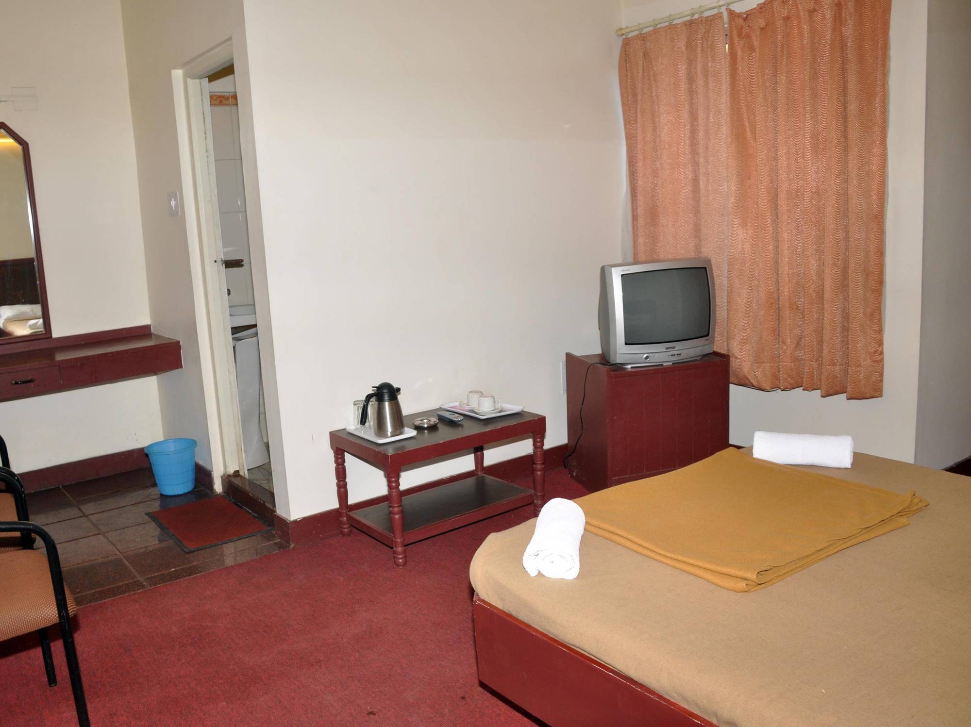 Hotel Blue Hills International Udagamandalam Exterior foto